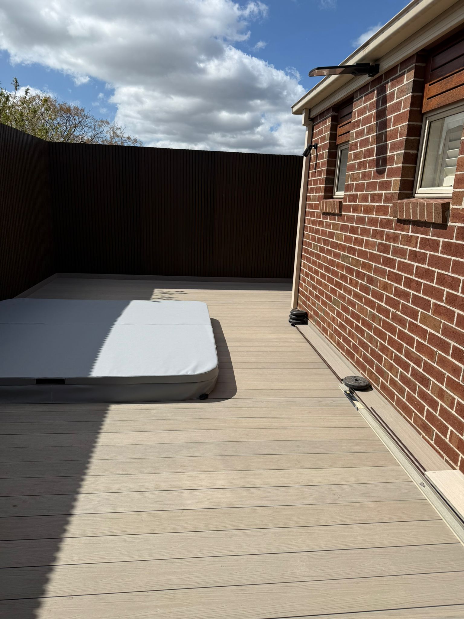 spa and decking (3)
